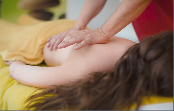 Couples’ Aromatherapy Massage in Santorini